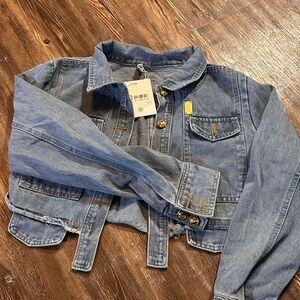Women’s Size small cute Jean jacket.